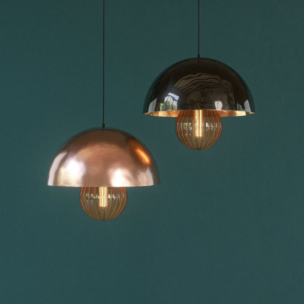 Brass and copper pendant light: Rounded shape and material contrast