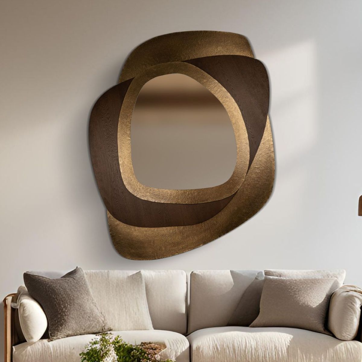 miroir en placage chêne et laiton piqué. mirror with oak veneer and textured brass top