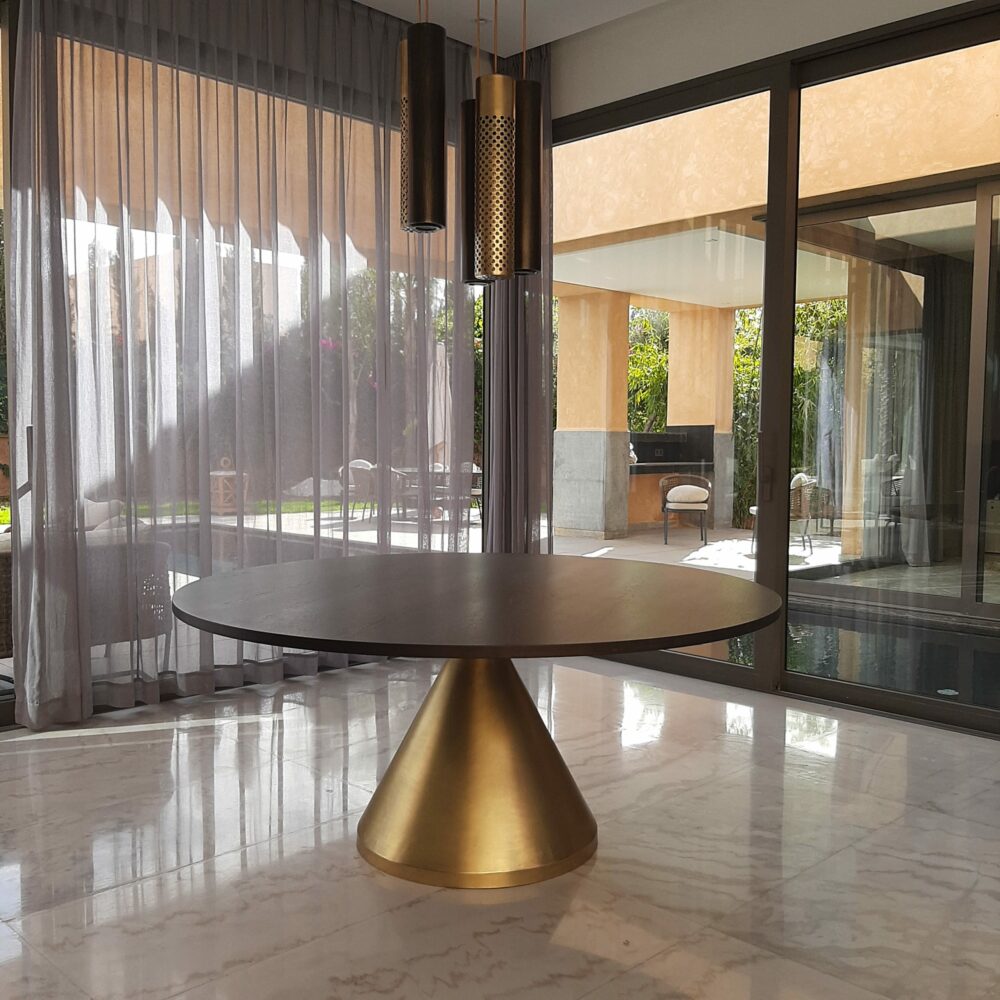 Gio 1 dining table
